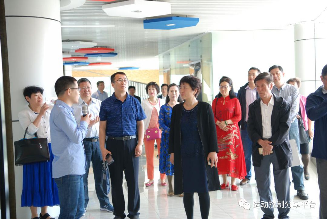 唐山市政協(xié)副主席、民進(jìn)唐山市委主委王福燕一行蒞臨常州固高智能裝備協(xié)同創(chuàng)新中心參觀指導(dǎo)